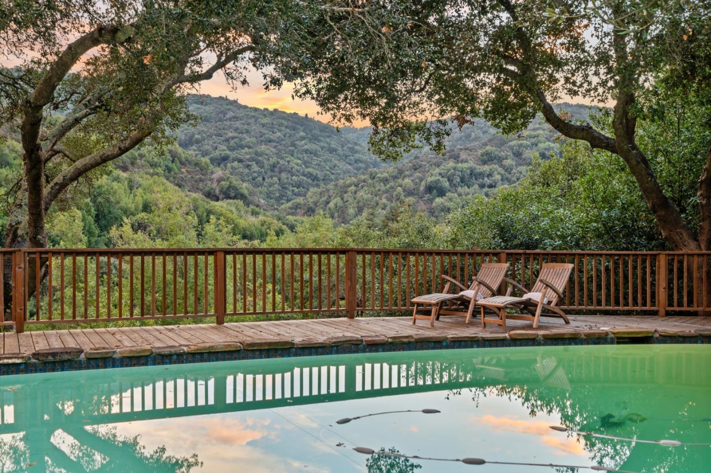 Detail Gallery Image 44 of 69 For 26873 Moody Rd, Los Altos Hills,  CA 94022 - 5 Beds | 3/1 Baths