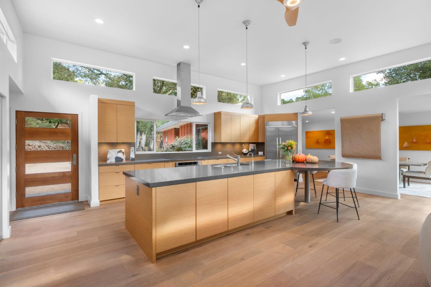 Detail Gallery Image 5 of 69 For 26873 Moody Rd, Los Altos Hills,  CA 94022 - 5 Beds | 3/1 Baths