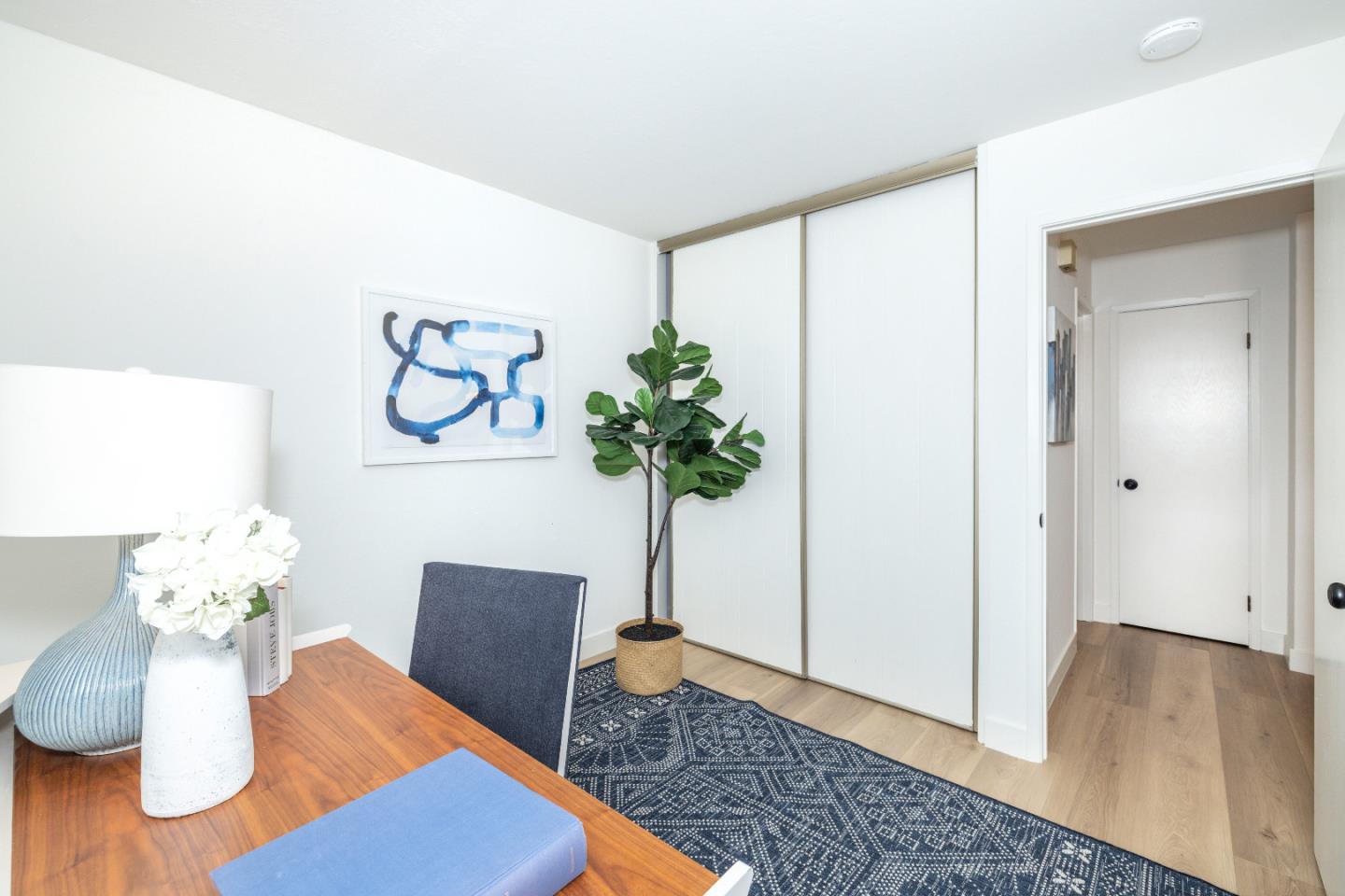 Detail Gallery Image 15 of 34 For 215 Horizon Ave, Mountain View,  CA 94043 - 3 Beds | 2 Baths