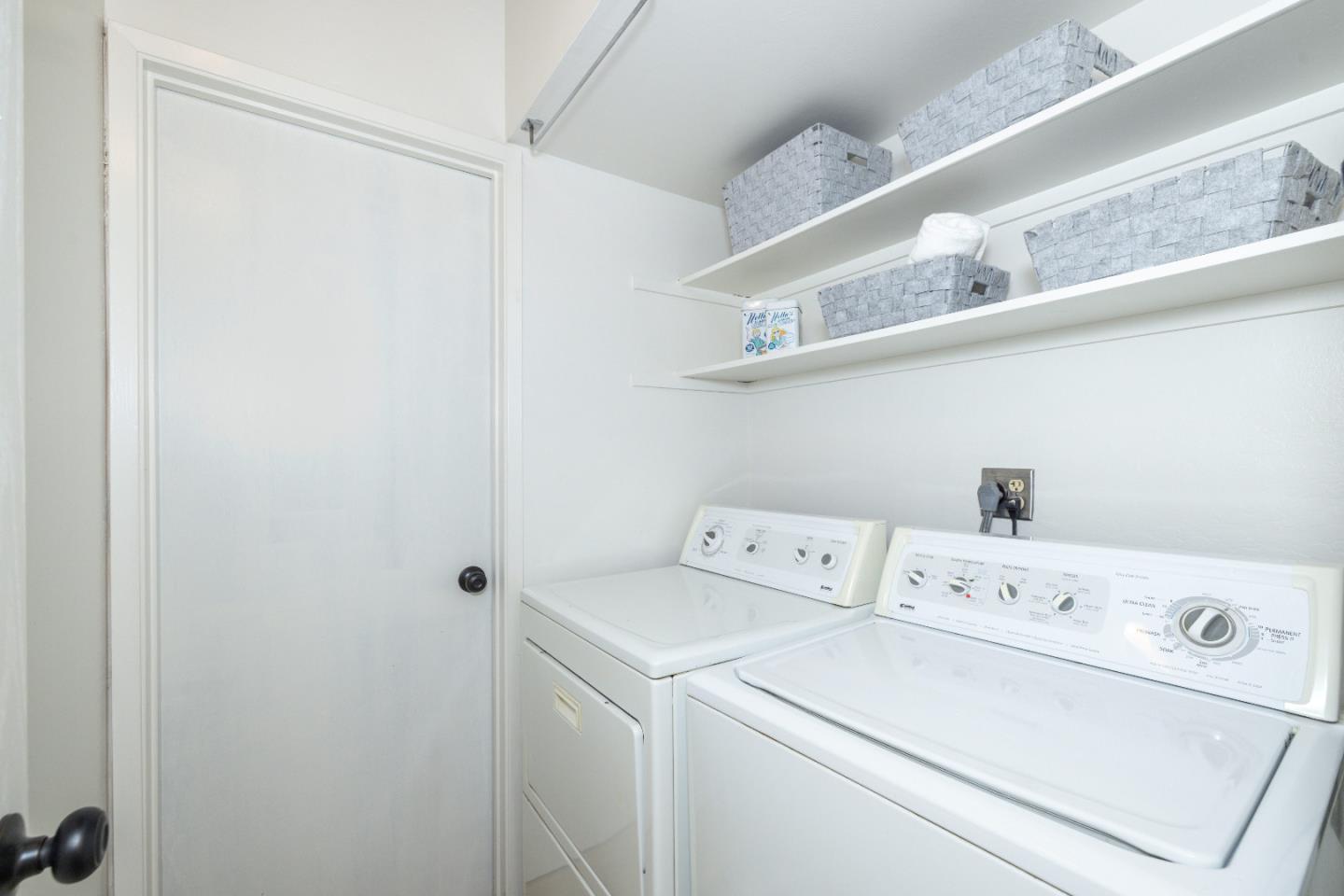 Detail Gallery Image 27 of 34 For 215 Horizon Ave, Mountain View,  CA 94043 - 3 Beds | 2 Baths