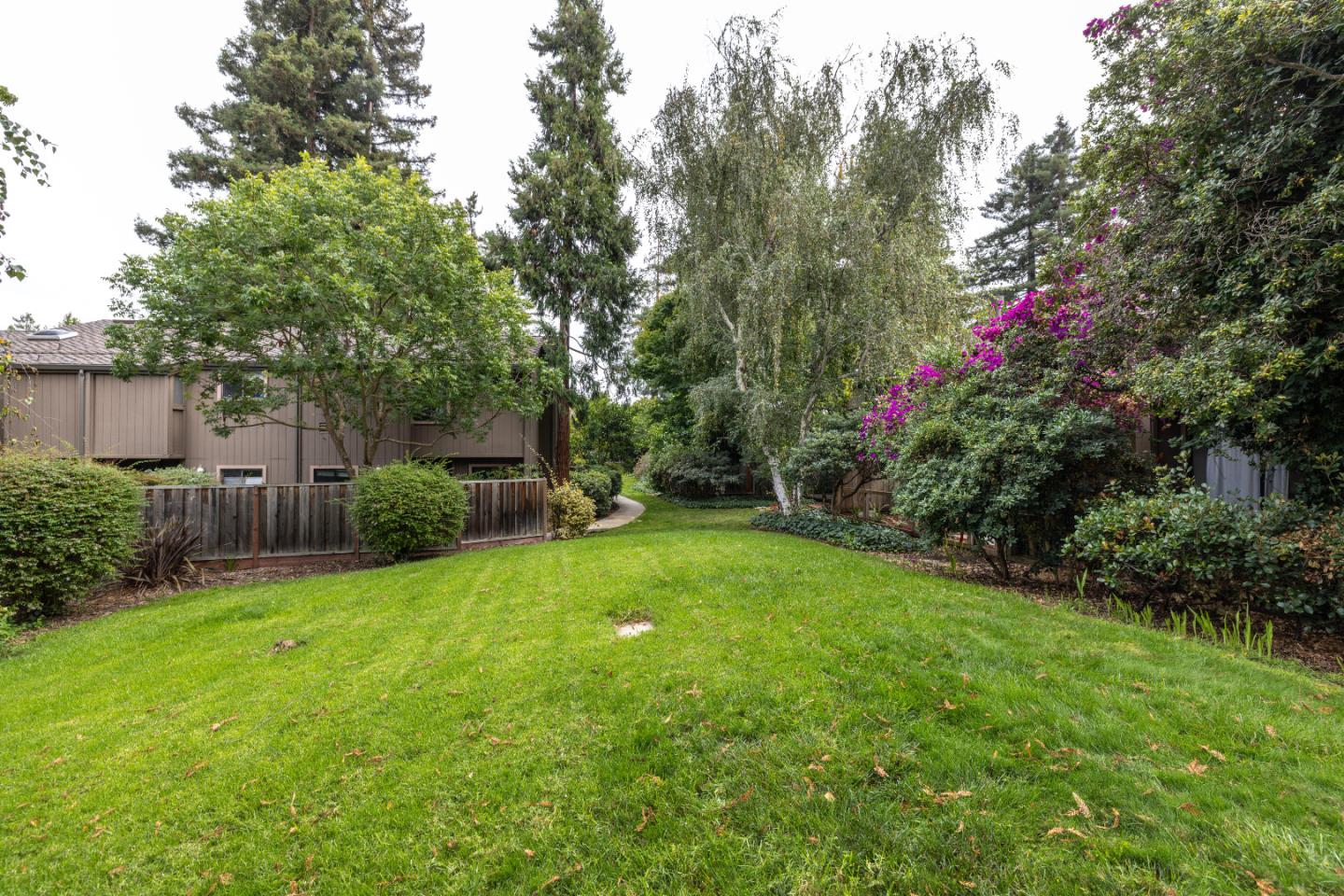 Detail Gallery Image 31 of 34 For 215 Horizon Ave, Mountain View,  CA 94043 - 3 Beds | 2 Baths