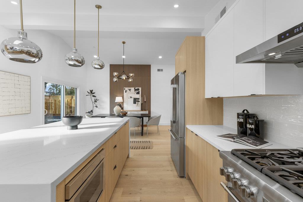 Detail Gallery Image 12 of 44 For 748 Clara Vista Ave, Santa Clara,  CA 95050 - 4 Beds | 3 Baths