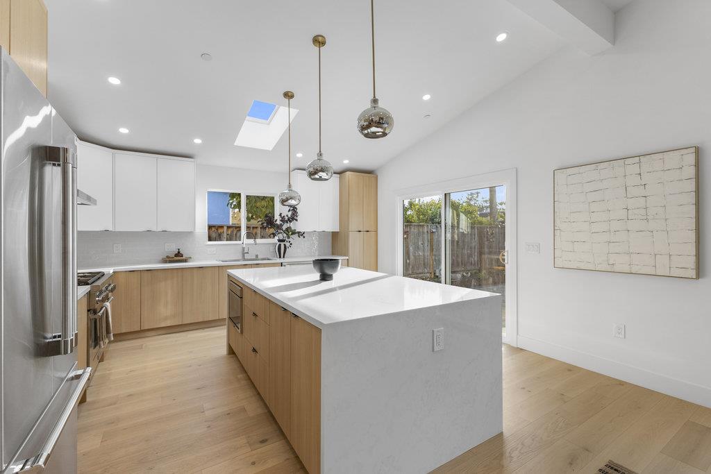 Detail Gallery Image 18 of 44 For 748 Clara Vista Ave, Santa Clara,  CA 95050 - 4 Beds | 3 Baths