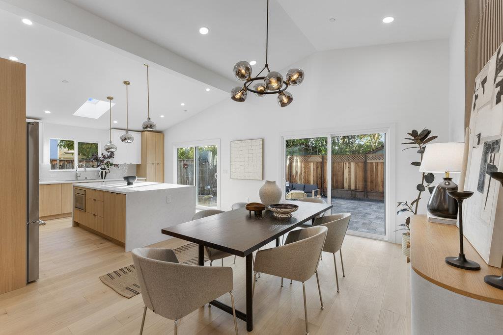 Detail Gallery Image 3 of 44 For 748 Clara Vista Ave, Santa Clara,  CA 95050 - 4 Beds | 3 Baths