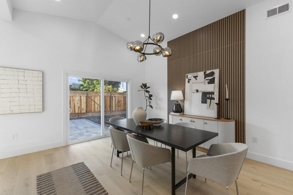 Detail Gallery Image 5 of 44 For 748 Clara Vista Ave, Santa Clara,  CA 95050 - 4 Beds | 3 Baths