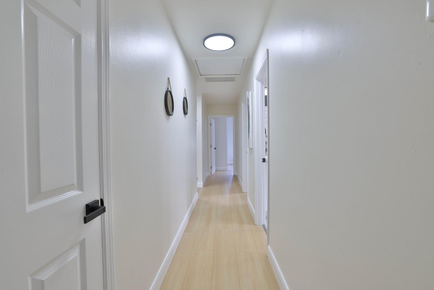 Detail Gallery Image 15 of 23 For 773 E Meadow Dr, Palo Alto,  CA 94303 - 3 Beds | 2 Baths