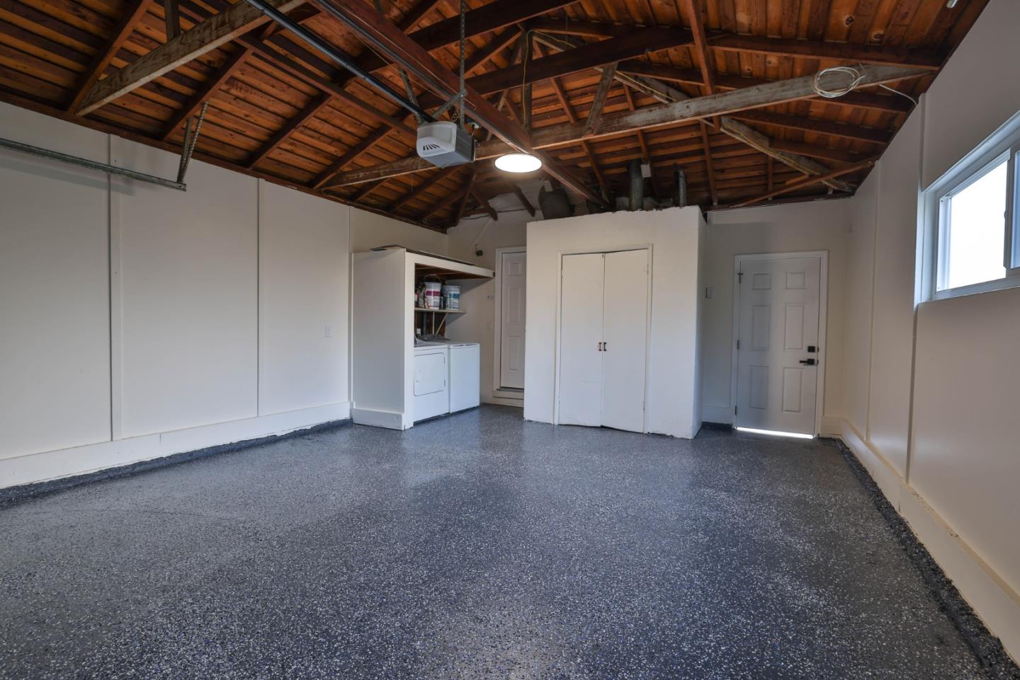 Detail Gallery Image 17 of 23 For 773 E Meadow Dr, Palo Alto,  CA 94303 - 3 Beds | 2 Baths