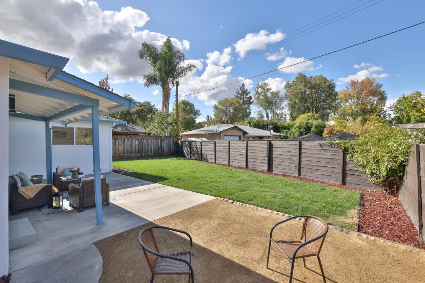 Detail Gallery Image 18 of 23 For 773 E Meadow Dr, Palo Alto,  CA 94303 - 3 Beds | 2 Baths