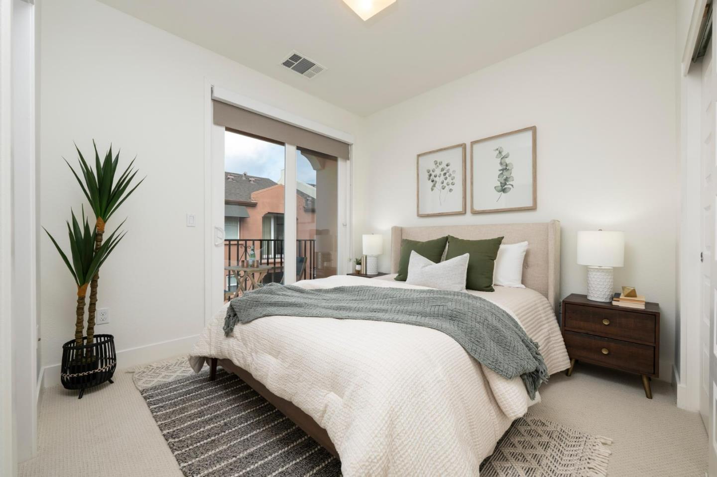 Detail Gallery Image 16 of 25 For 367 Derby Ave, San Mateo,  CA 94403 - 2 Beds | 2/1 Baths