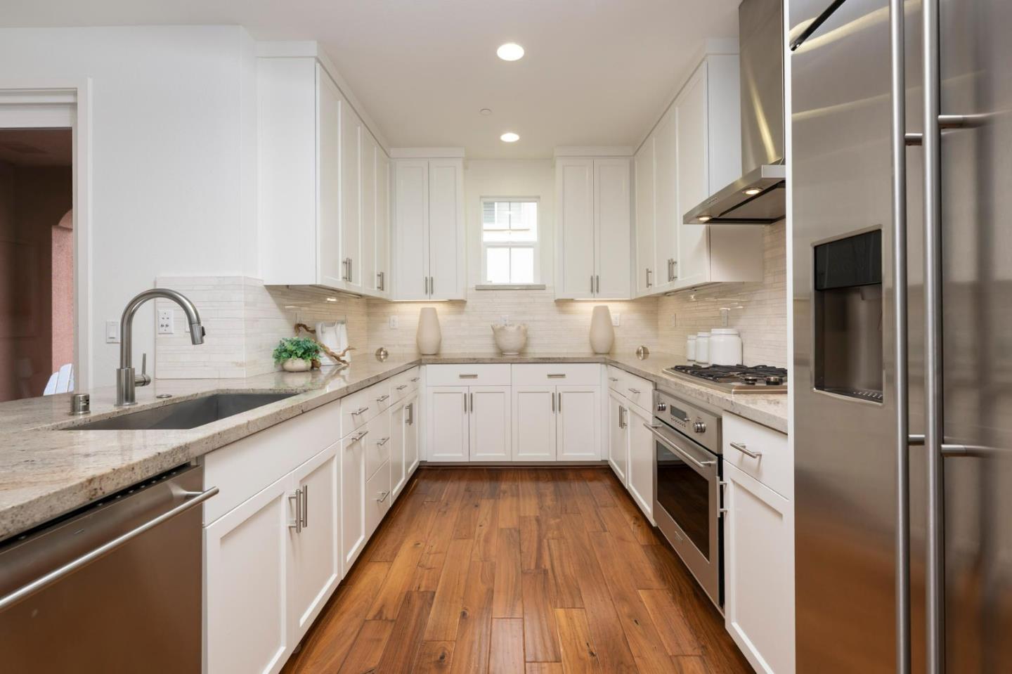 Detail Gallery Image 13 of 24 For 2868 Baze Rd, San Mateo,  CA 94403 - 4 Beds | 3/1 Baths