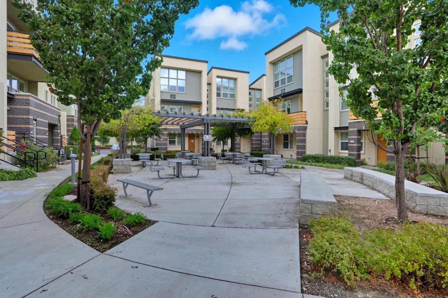 Detail Gallery Image 28 of 31 For 678 Squire Ave, San Jose,  CA 95133 - 3 Beds | 2 Baths