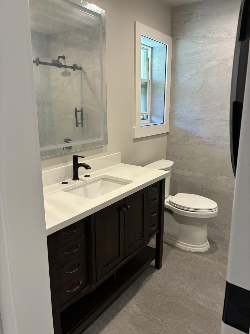 Detail Gallery Image 12 of 12 For 630 Hollenbeck Ave, Sunnyvale,  CA 94087 - 3 Beds | 1/1 Baths