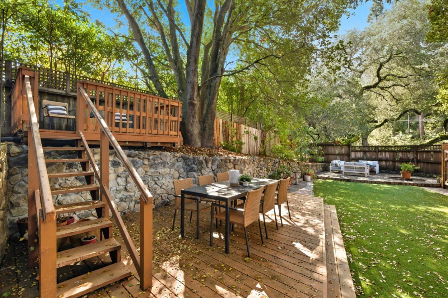 Detail Gallery Image 32 of 39 For 3451 Oak Knoll Dr, Redwood City,  CA 94062 - 3 Beds | 2 Baths