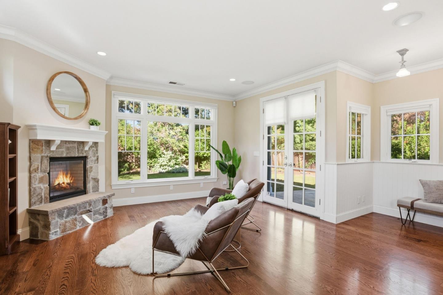 Detail Gallery Image 11 of 57 For 263 Santa Margarita Ave, Menlo Park,  CA 94025 - 4 Beds | 3/1 Baths