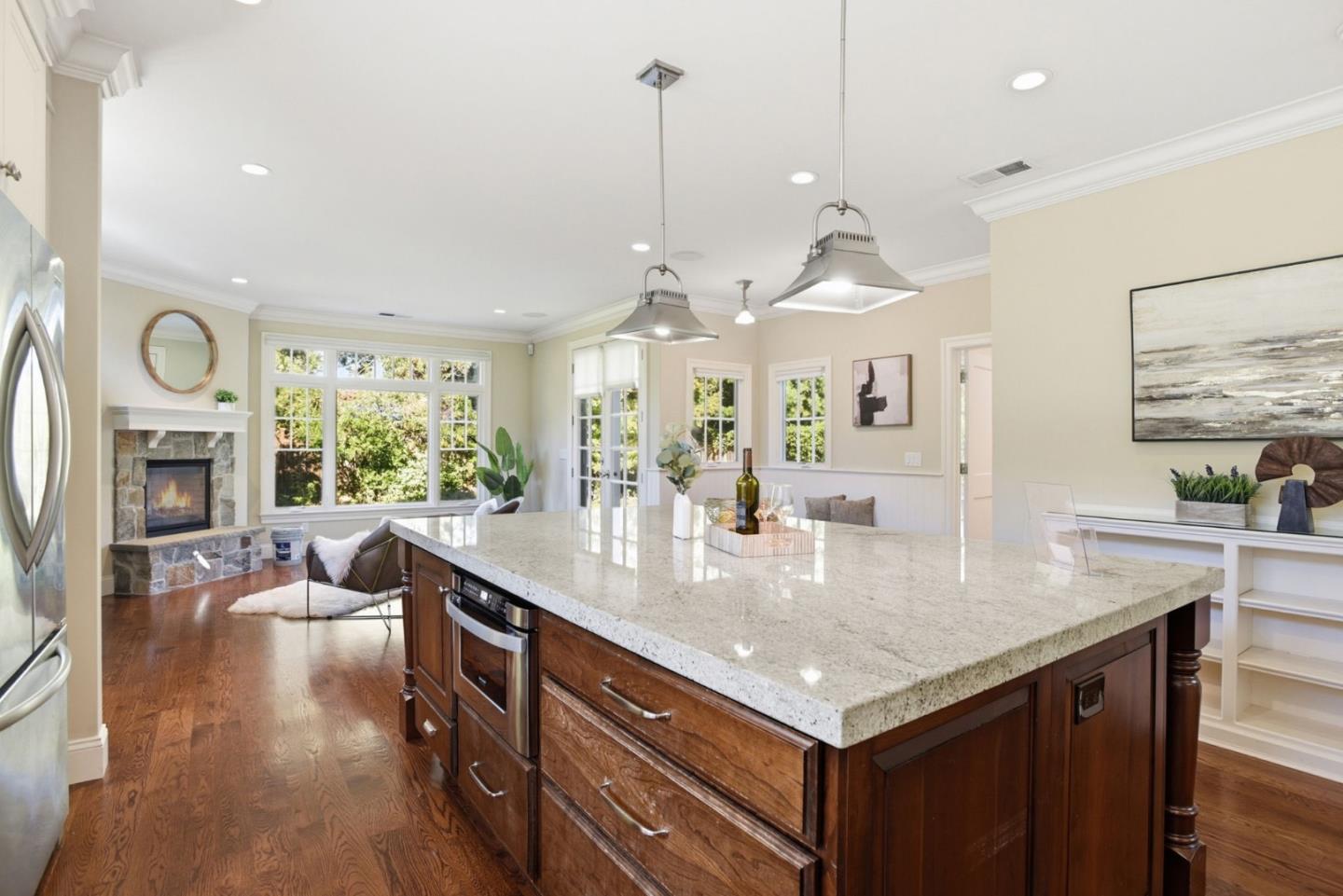 Detail Gallery Image 13 of 57 For 263 Santa Margarita Ave, Menlo Park,  CA 94025 - 4 Beds | 3/1 Baths