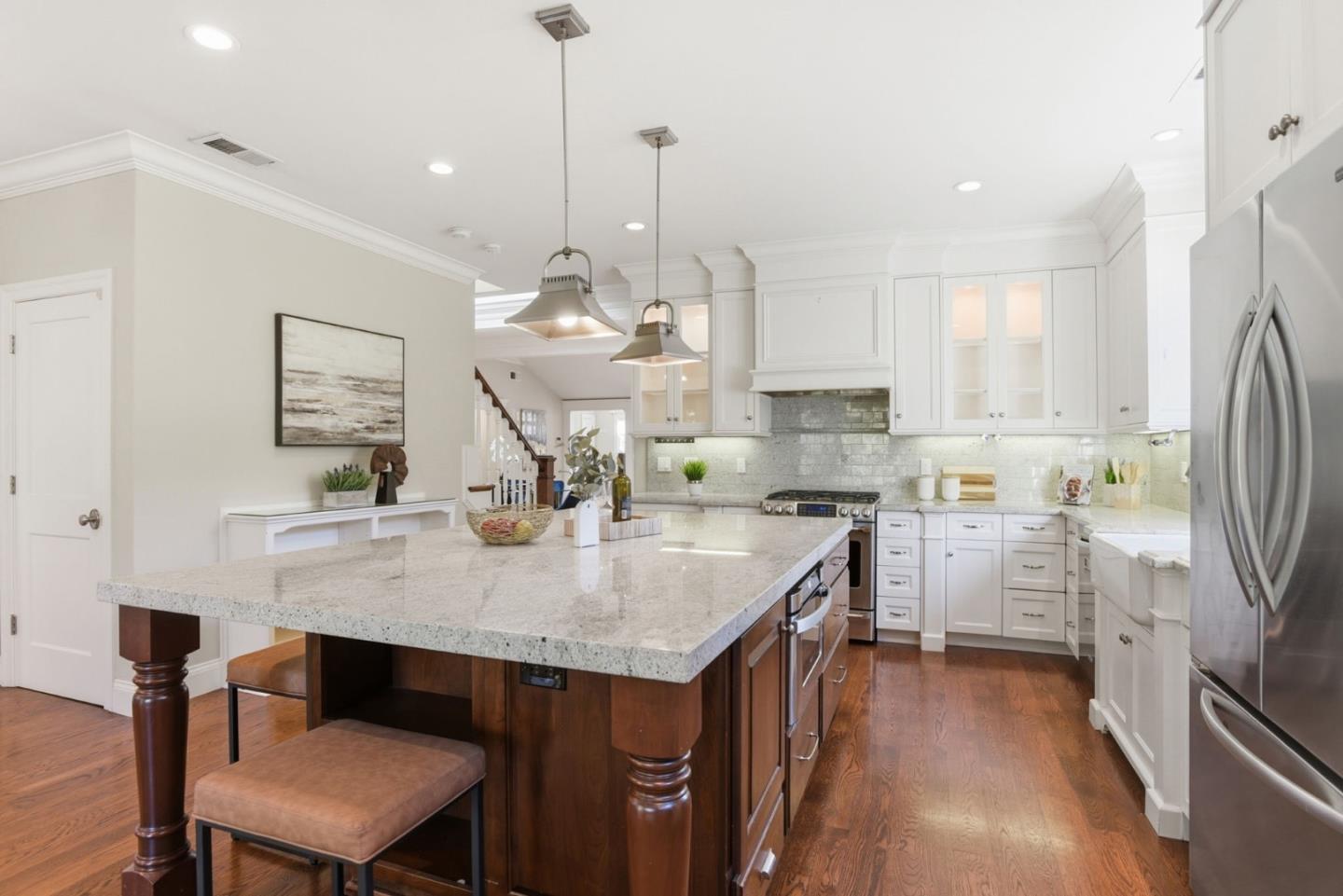 Detail Gallery Image 14 of 57 For 263 Santa Margarita Ave, Menlo Park,  CA 94025 - 4 Beds | 3/1 Baths