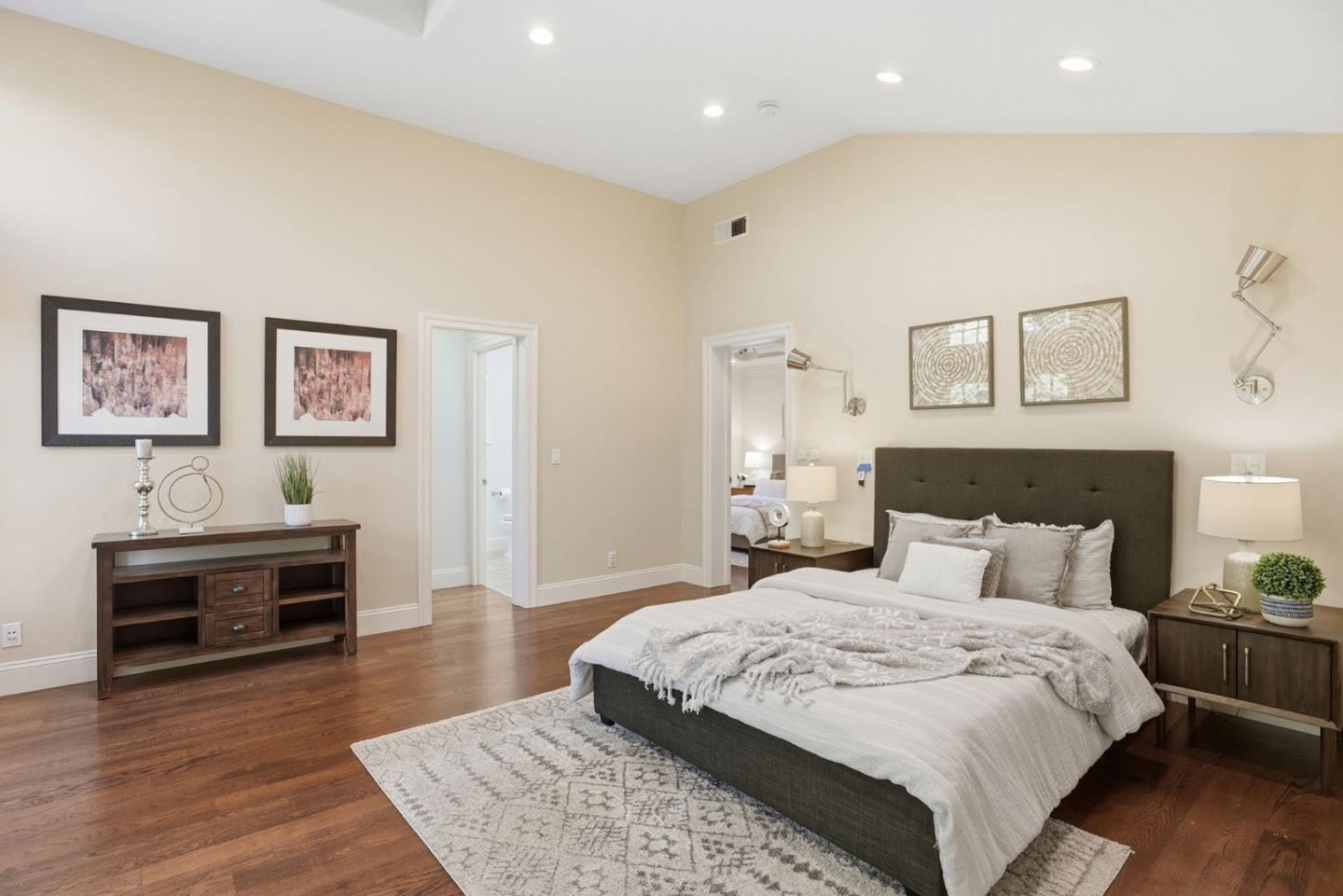 Detail Gallery Image 25 of 57 For 263 Santa Margarita Ave, Menlo Park,  CA 94025 - 4 Beds | 3/1 Baths