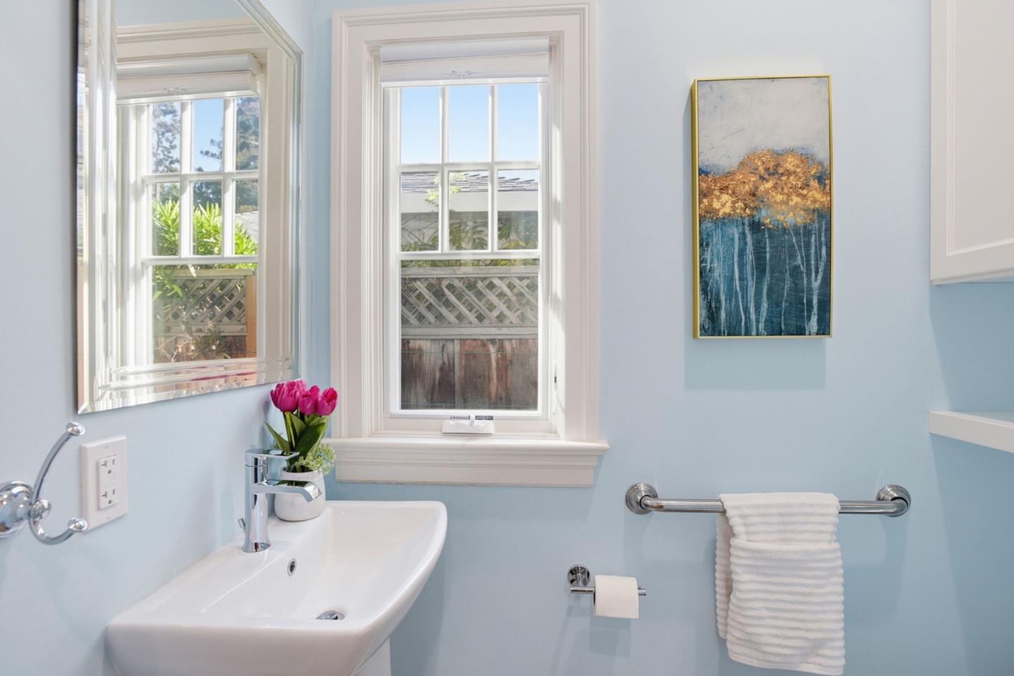 Detail Gallery Image 35 of 57 For 263 Santa Margarita Ave, Menlo Park,  CA 94025 - 4 Beds | 3/1 Baths