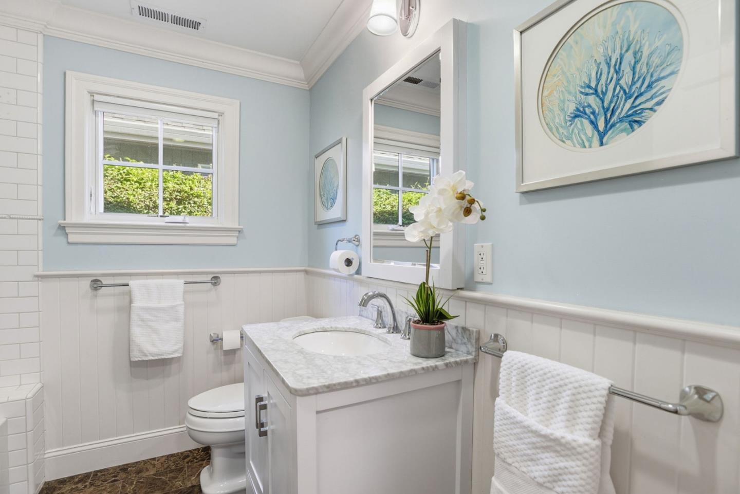 Detail Gallery Image 36 of 57 For 263 Santa Margarita Ave, Menlo Park,  CA 94025 - 4 Beds | 3/1 Baths