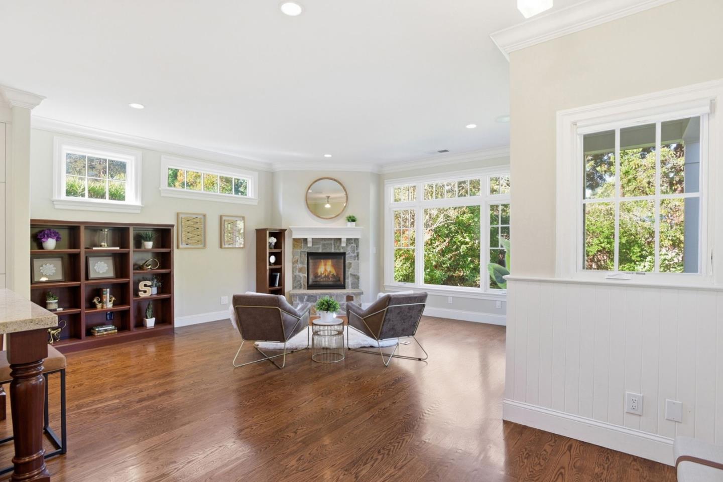 Detail Gallery Image 9 of 57 For 263 Santa Margarita Ave, Menlo Park,  CA 94025 - 4 Beds | 3/1 Baths