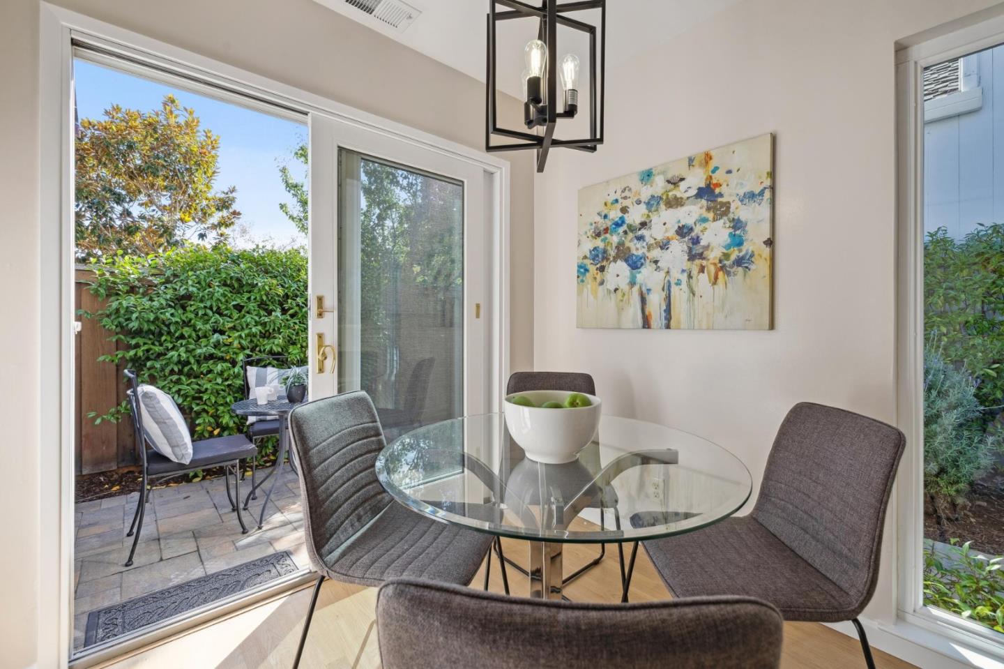 Detail Gallery Image 15 of 39 For 619 Mystic Ln, Foster City,  CA 94404 - 2 Beds | 2/1 Baths