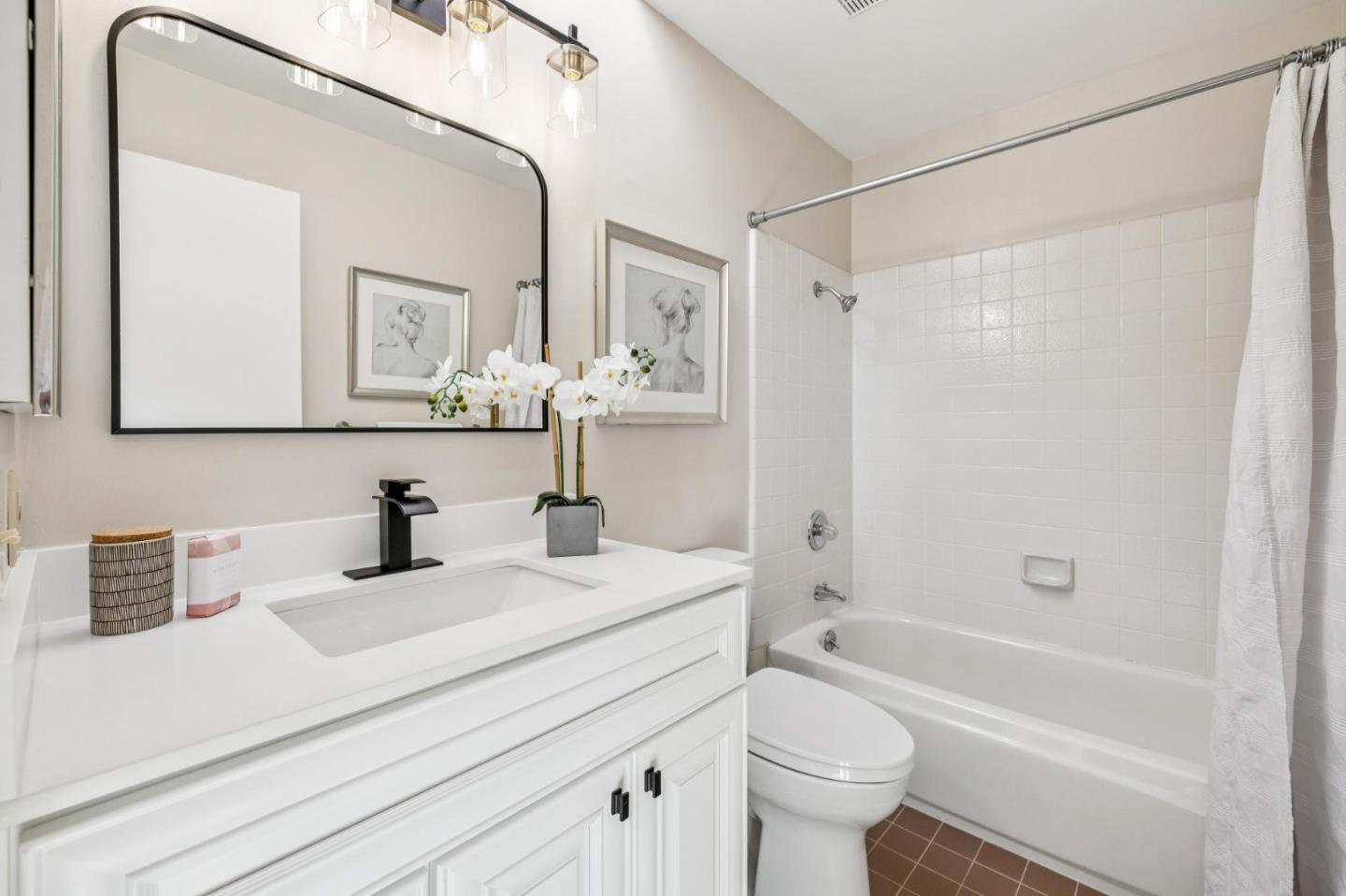 Detail Gallery Image 32 of 39 For 619 Mystic Ln, Foster City,  CA 94404 - 2 Beds | 2/1 Baths