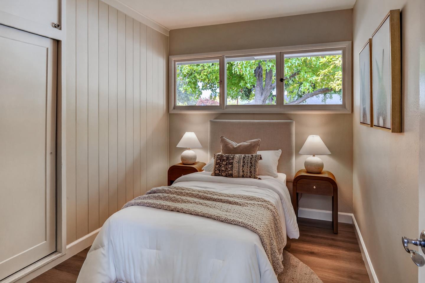 Detail Gallery Image 13 of 20 For 1159 Solana Dr, Mountain View,  CA 94040 - 3 Beds | 1 Baths