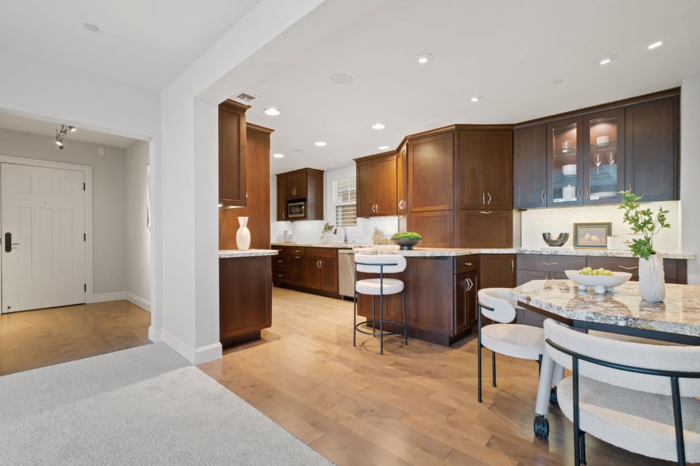 Detail Gallery Image 14 of 51 For 315 Homer Ave #309,  Palo Alto,  CA 94301 - 2 Beds | 2 Baths