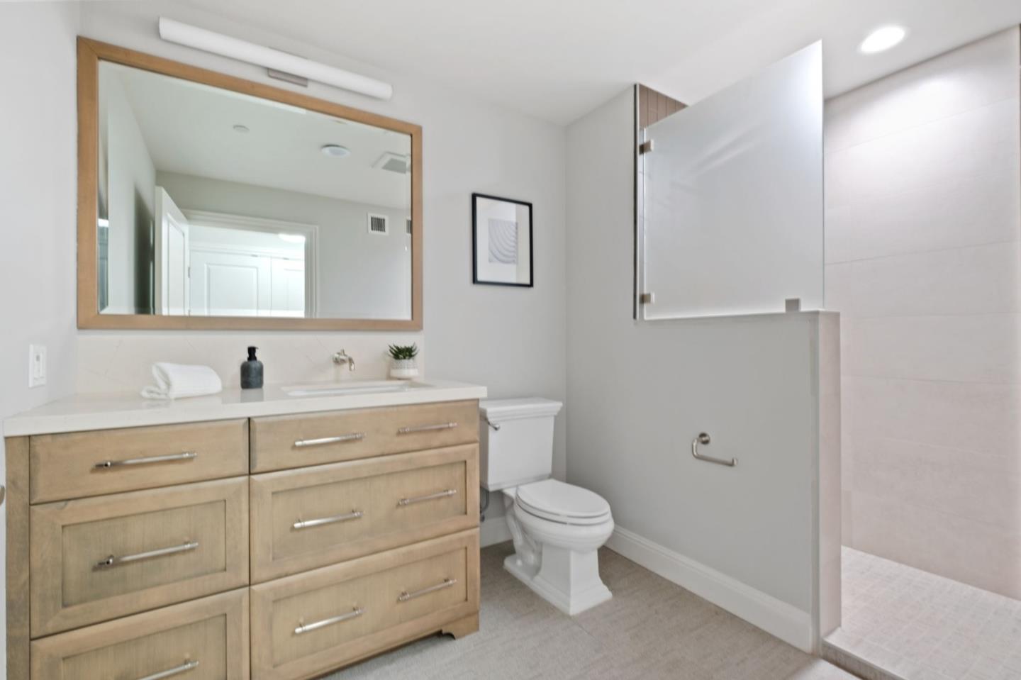 Detail Gallery Image 21 of 51 For 315 Homer Ave #309,  Palo Alto,  CA 94301 - 2 Beds | 2 Baths
