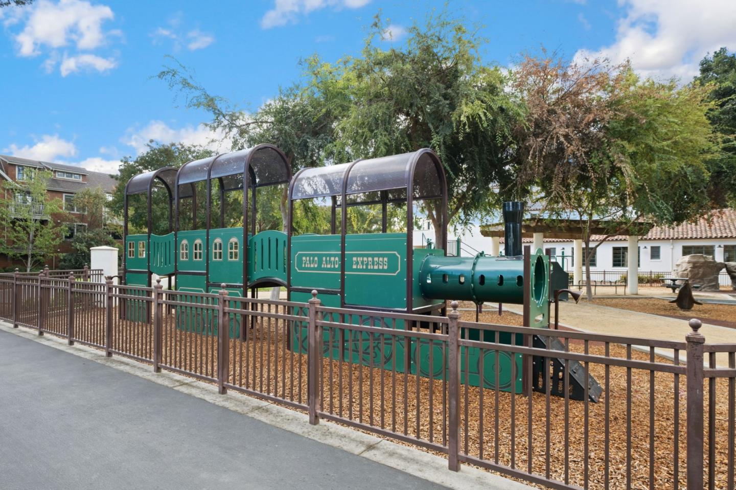 Detail Gallery Image 36 of 51 For 315 Homer Ave #309,  Palo Alto,  CA 94301 - 2 Beds | 2 Baths