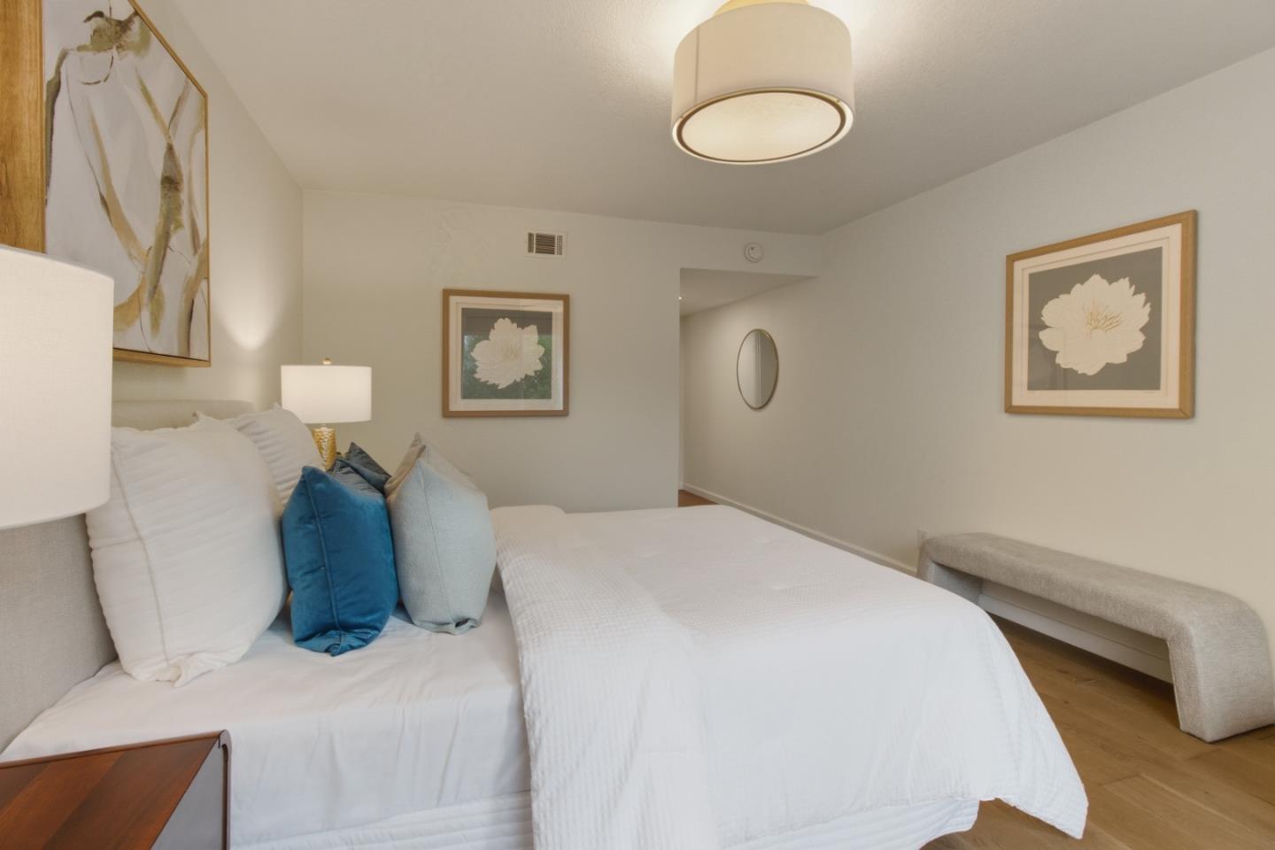 Detail Gallery Image 13 of 25 For 986 Cartier Ln, Foster City,  CA 94404 - 2 Beds | 2 Baths