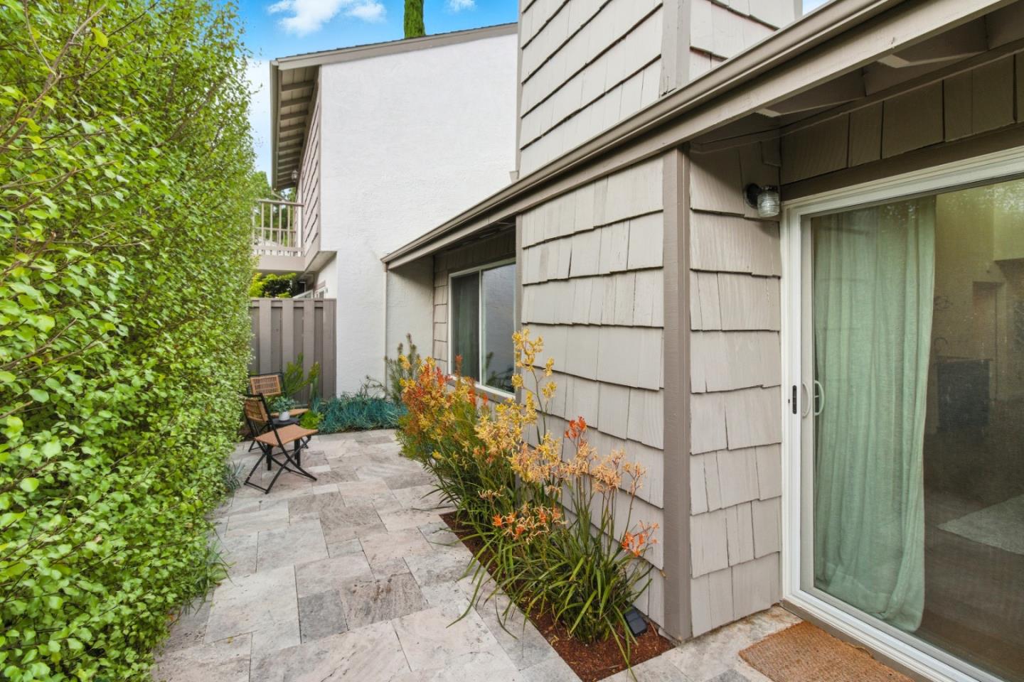 Detail Gallery Image 20 of 25 For 986 Cartier Ln, Foster City,  CA 94404 - 2 Beds | 2 Baths