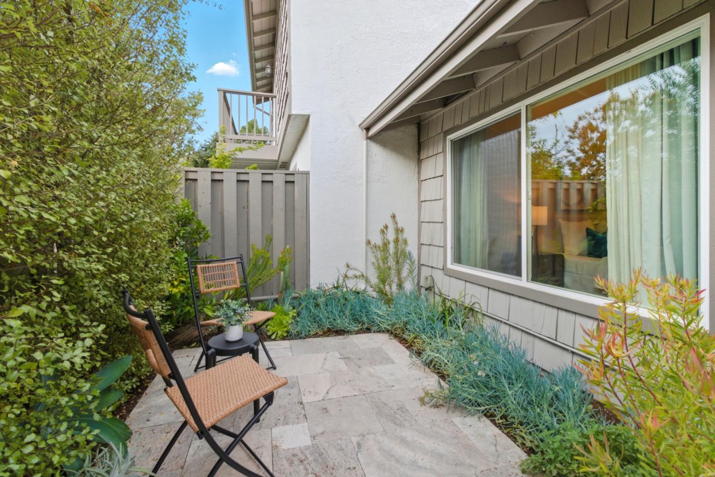 Detail Gallery Image 22 of 25 For 986 Cartier Ln, Foster City,  CA 94404 - 2 Beds | 2 Baths