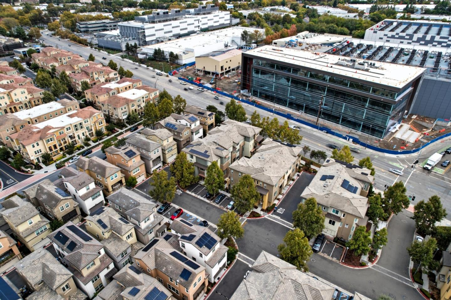 Detail Gallery Image 40 of 67 For 528 Odyssey Ln, Milpitas,  CA 95035 - 2 Beds | 2 Baths