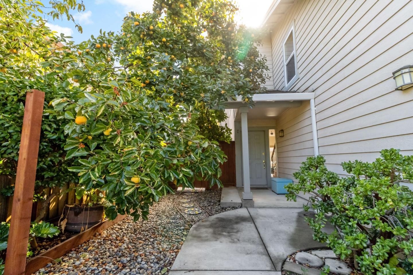 Detail Gallery Image 9 of 56 For 1928 North Star Pl, San Jose,  CA 95131 - 3 Beds | 2 Baths