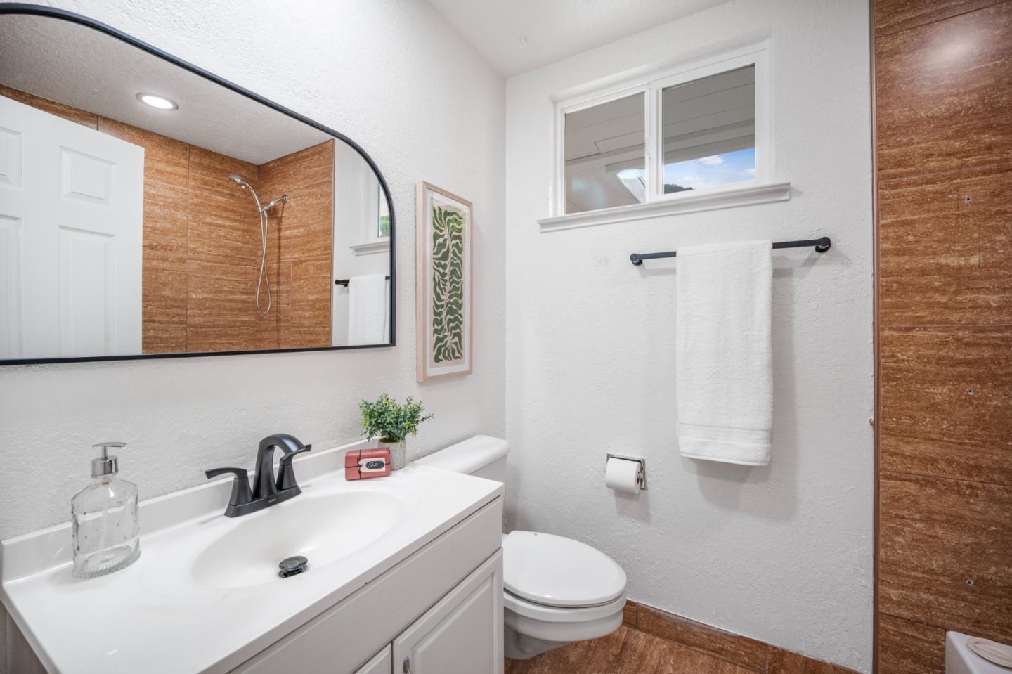 Detail Gallery Image 20 of 44 For 775 Claremont Dr, Morgan Hill,  CA 95037 - 3 Beds | 2 Baths