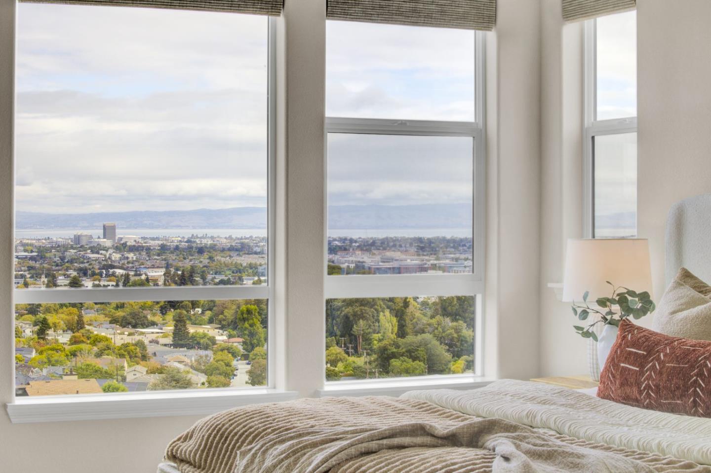 Detail Gallery Image 32 of 65 For 2500 Sage St, San Mateo,  CA 94403 - 4 Beds | 3/1 Baths