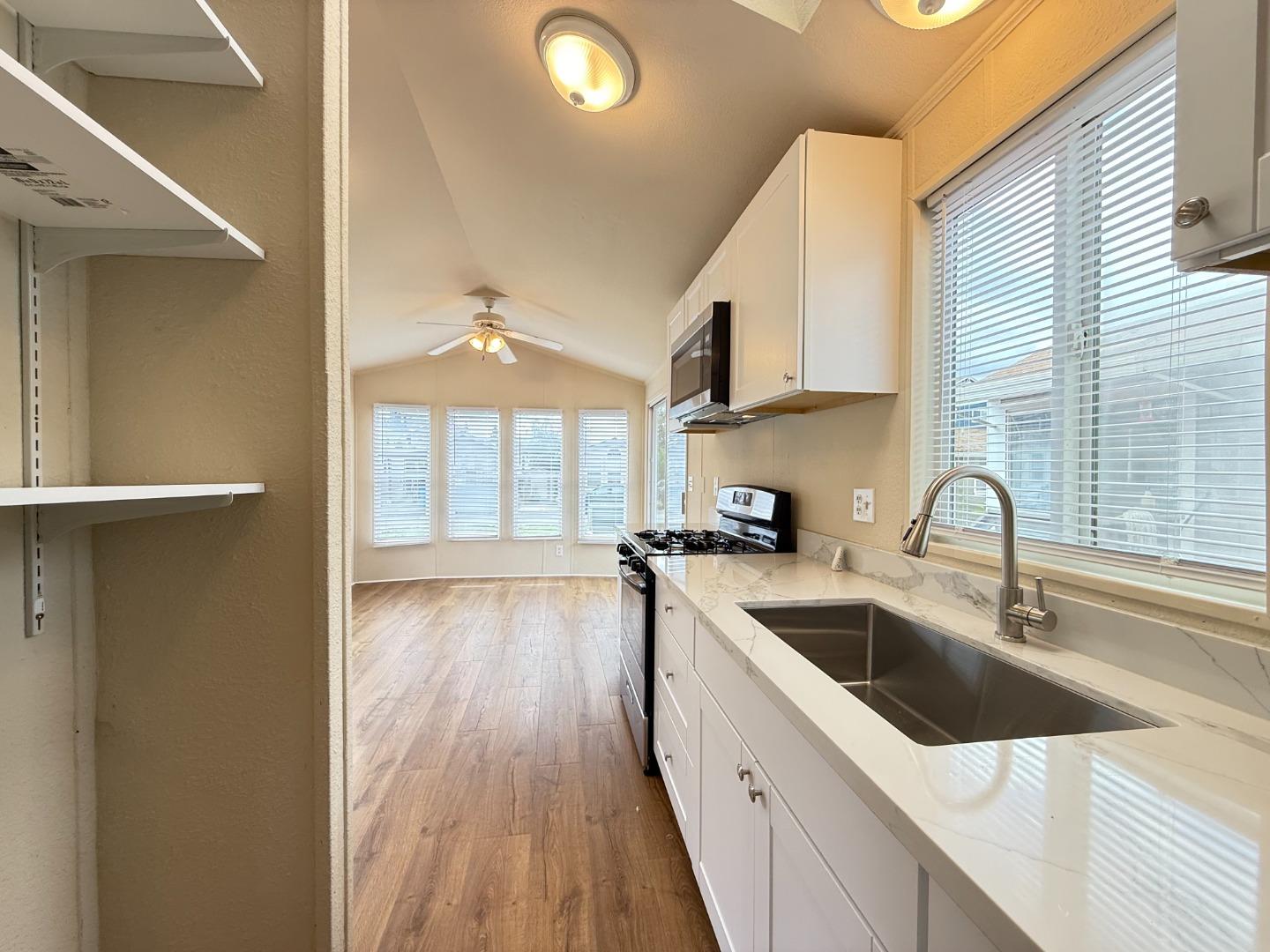 Detail Gallery Image 11 of 16 For 111 El Crystal Dr #111,  Santa Rosa,  CA 95407 - 1 Beds | 1 Baths
