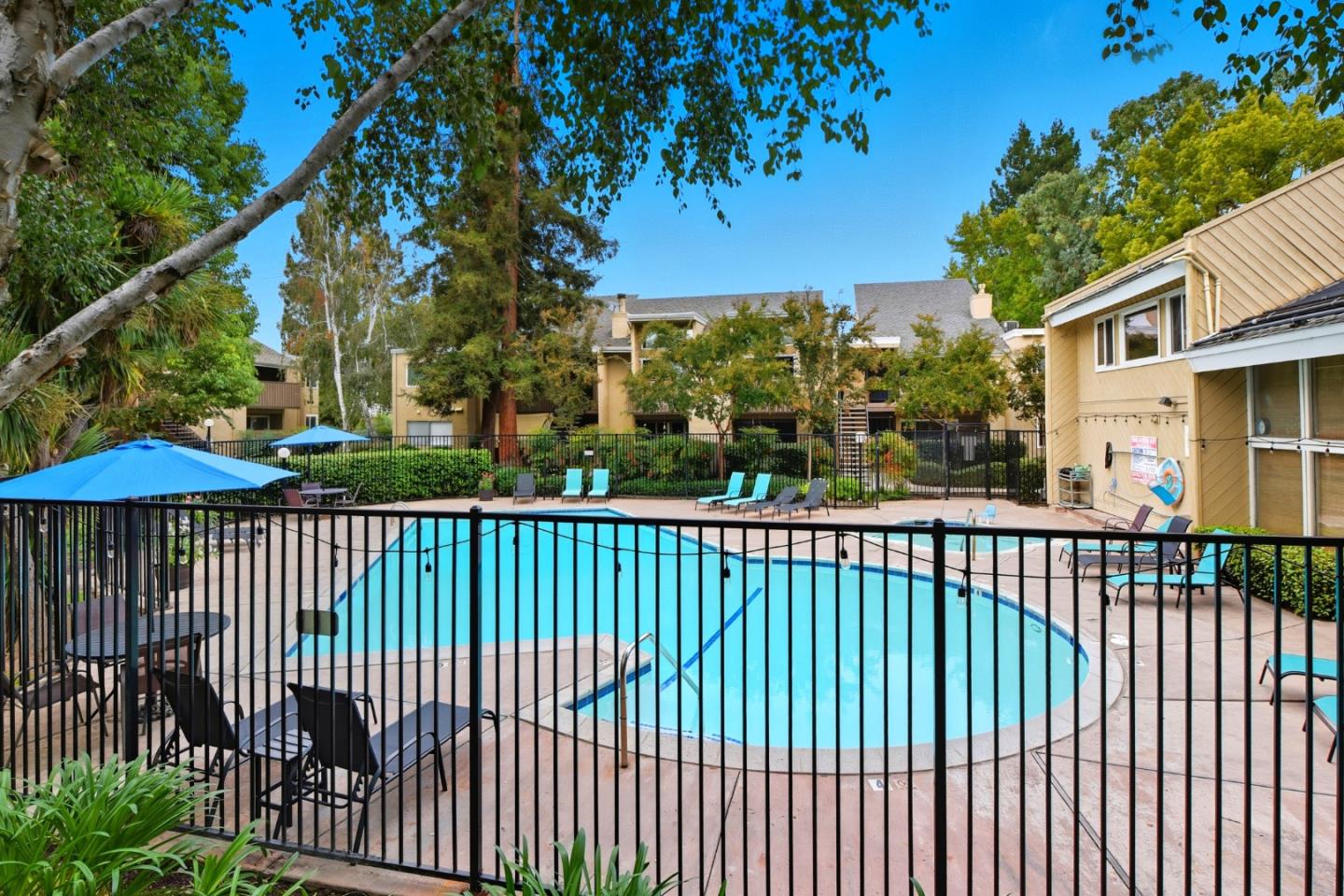 Detail Gallery Image 19 of 21 For 1485 De Rose Way #123,  San Jose,  CA 95126 - 1 Beds | 1 Baths