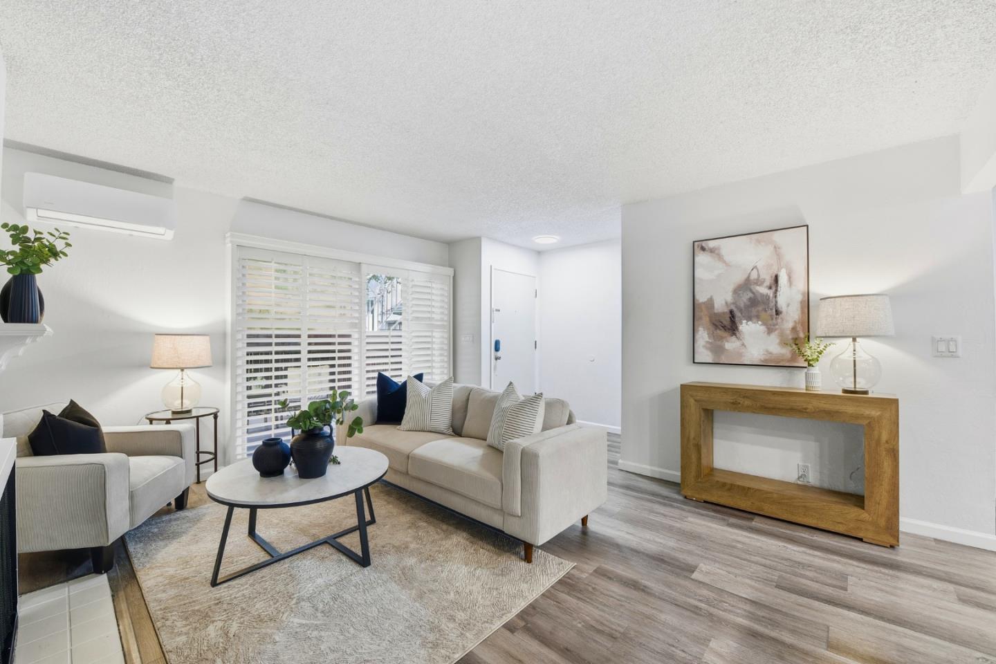 Detail Gallery Image 3 of 21 For 1485 De Rose Way #123,  San Jose,  CA 95126 - 1 Beds | 1 Baths