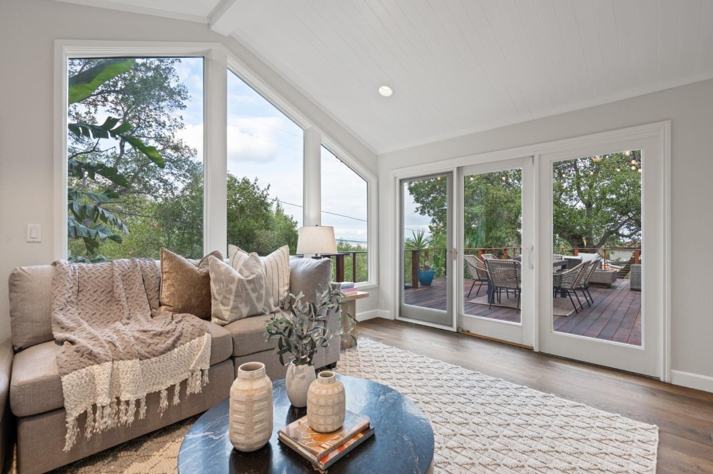 Detail Gallery Image 20 of 65 For 3676 Mcnulty Way, Redwood City,  CA 94061 - 3 Beds | 2 Baths