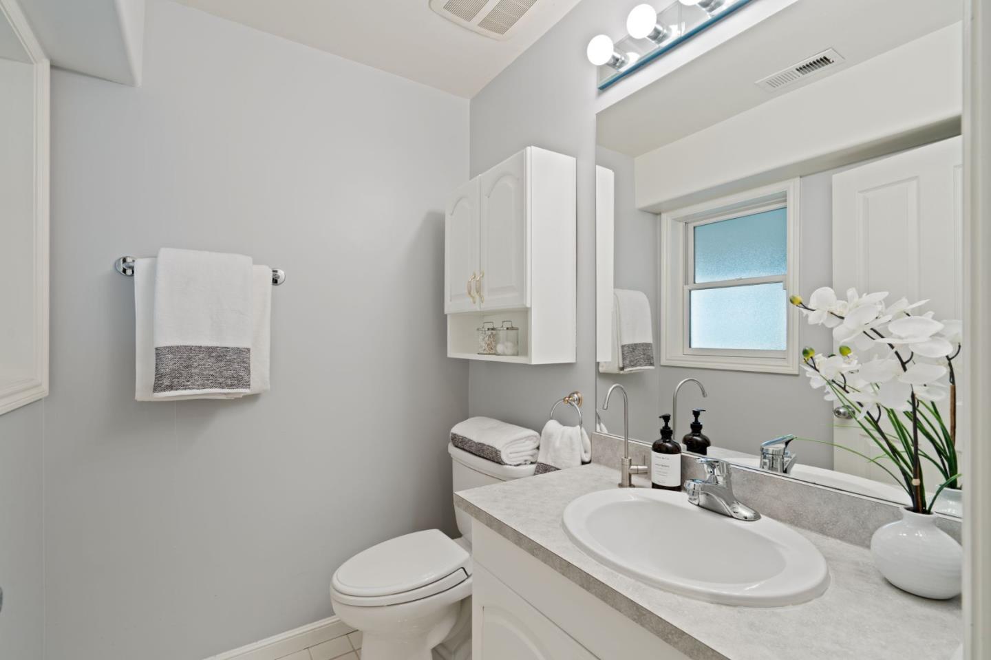 Detail Gallery Image 39 of 65 For 3676 Mcnulty Way, Redwood City,  CA 94061 - 3 Beds | 2 Baths