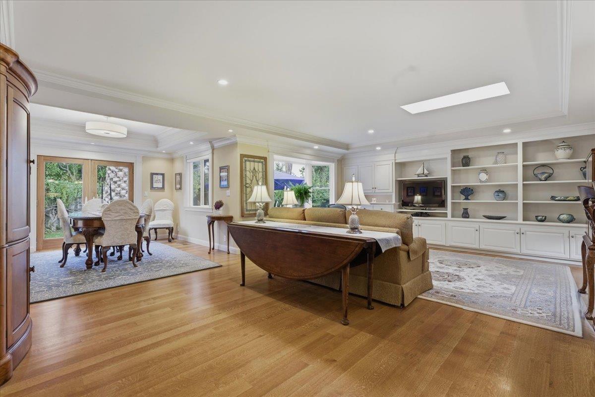 Detail Gallery Image 13 of 35 For 19095 Saratoga Glen Pl, Saratoga,  CA 95070 - 4 Beds | 2/1 Baths