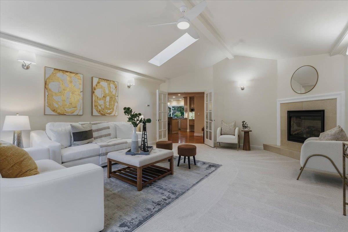 Detail Gallery Image 14 of 35 For 19095 Saratoga Glen Pl, Saratoga,  CA 95070 - 4 Beds | 2/1 Baths