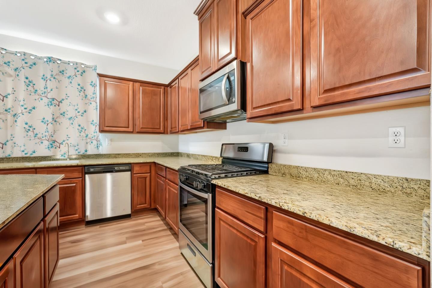 Detail Gallery Image 7 of 16 For 10330 Bono Ln, Stockton,  CA 95212 - 3 Beds | 2 Baths