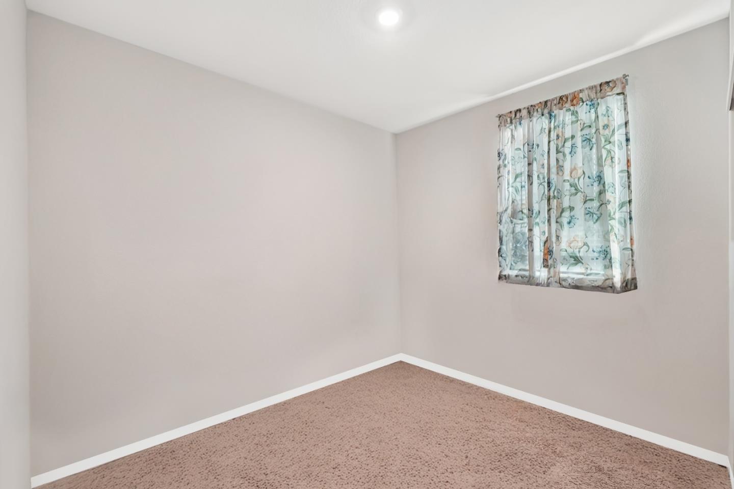 Detail Gallery Image 8 of 16 For 10330 Bono Ln, Stockton,  CA 95212 - 3 Beds | 2 Baths