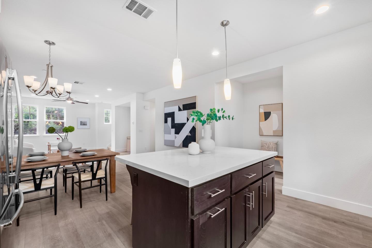 Detail Gallery Image 10 of 30 For 1038 Barberry Ter, Sunnyvale,  CA 94086 - 4 Beds | 3/1 Baths