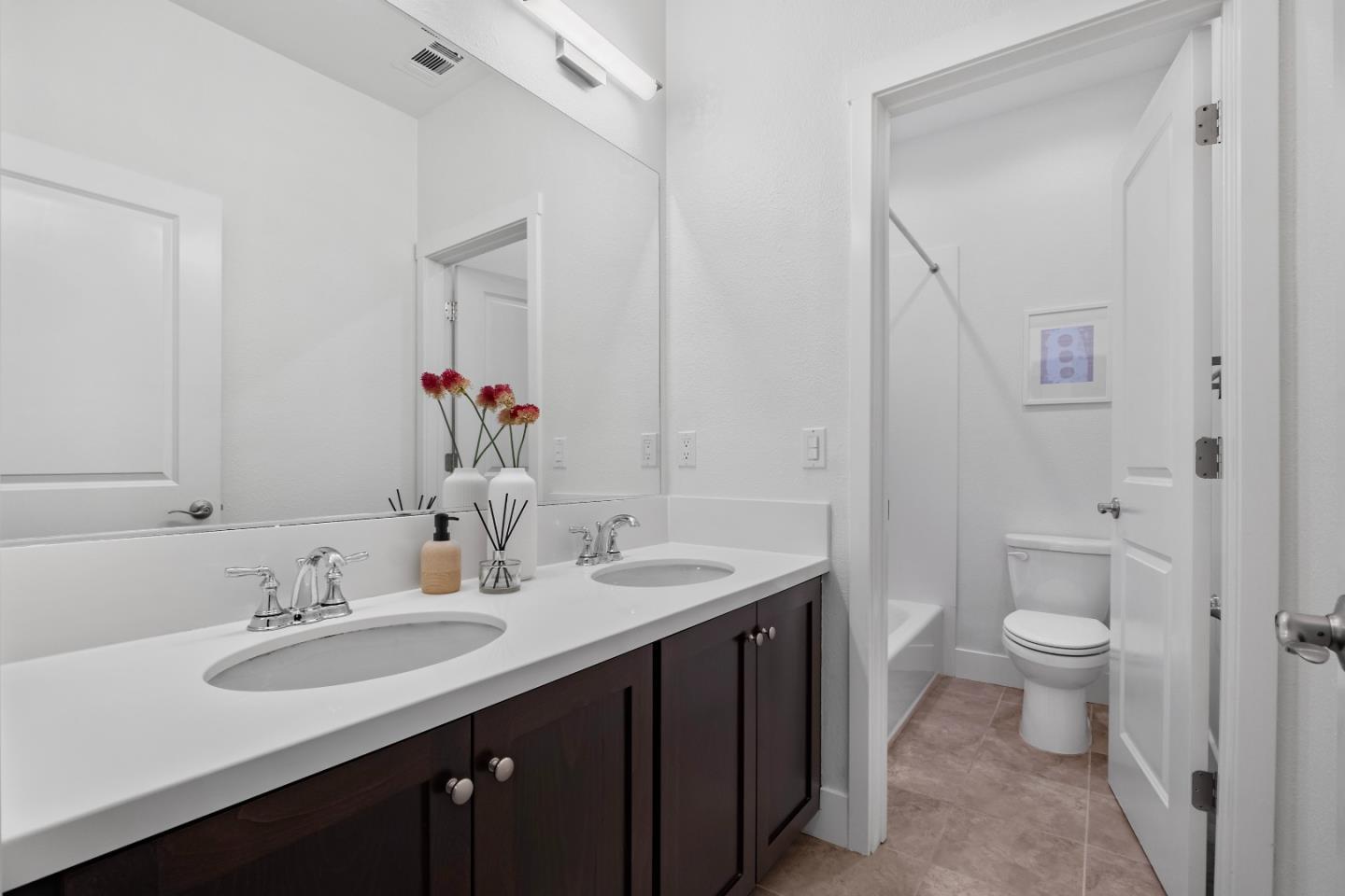 Detail Gallery Image 17 of 30 For 1038 Barberry Ter, Sunnyvale,  CA 94086 - 4 Beds | 3/1 Baths