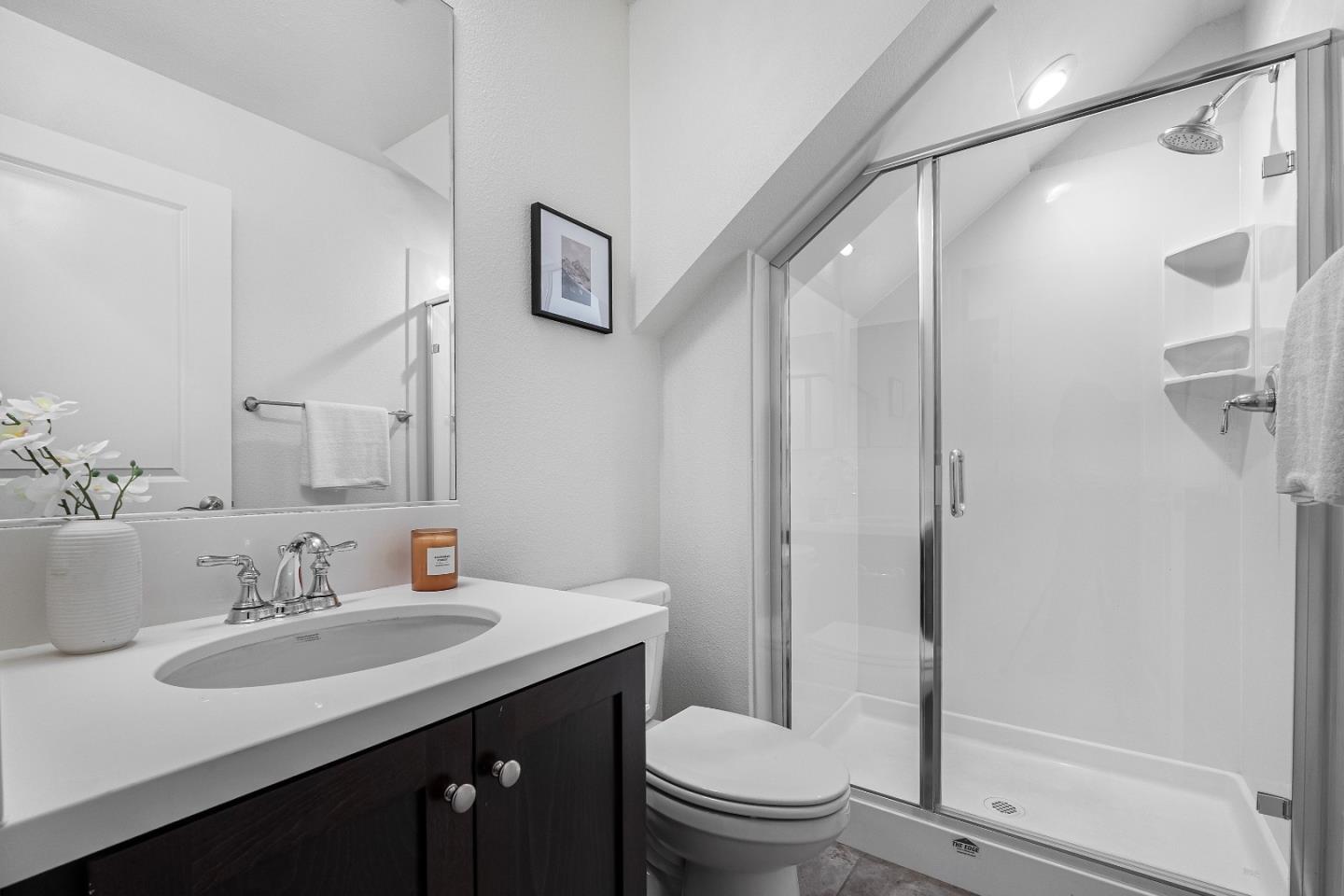 Detail Gallery Image 20 of 30 For 1038 Barberry Ter, Sunnyvale,  CA 94086 - 4 Beds | 3/1 Baths