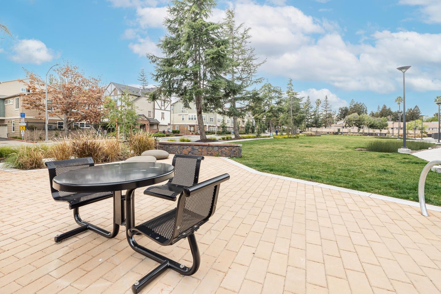 Detail Gallery Image 30 of 30 For 1038 Barberry Ter, Sunnyvale,  CA 94086 - 4 Beds | 3/1 Baths